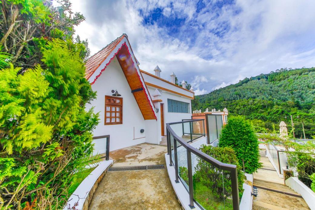 Pensão Palos Verdes 4*