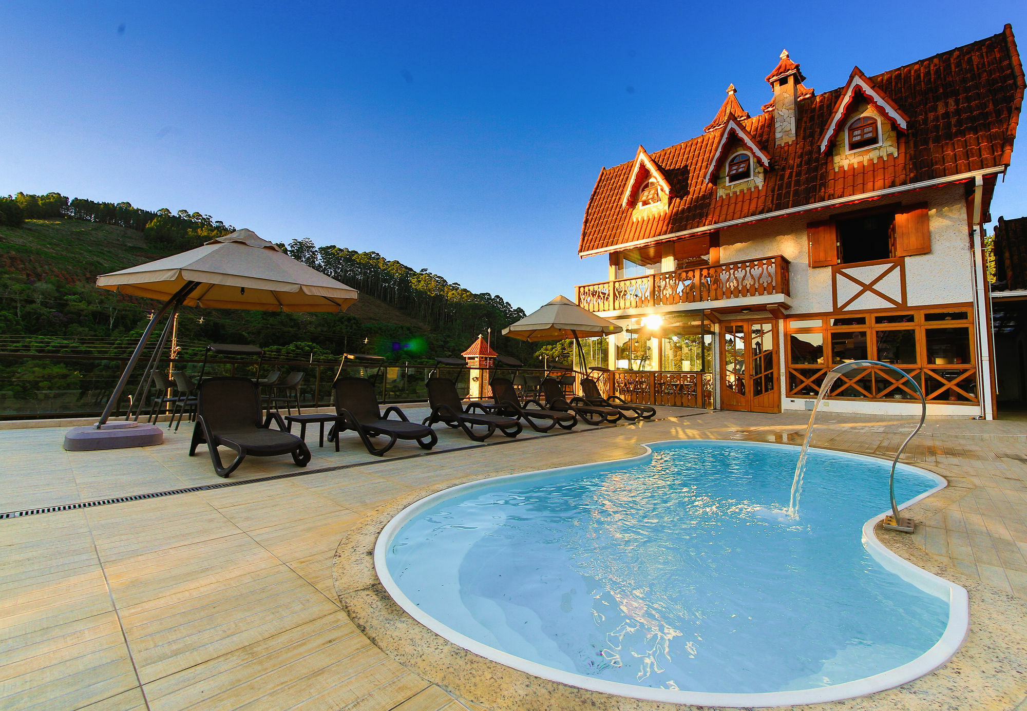 Pensão Palos Verdes 4*